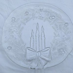 Embossed, round Christmas wreath patterned glass platters